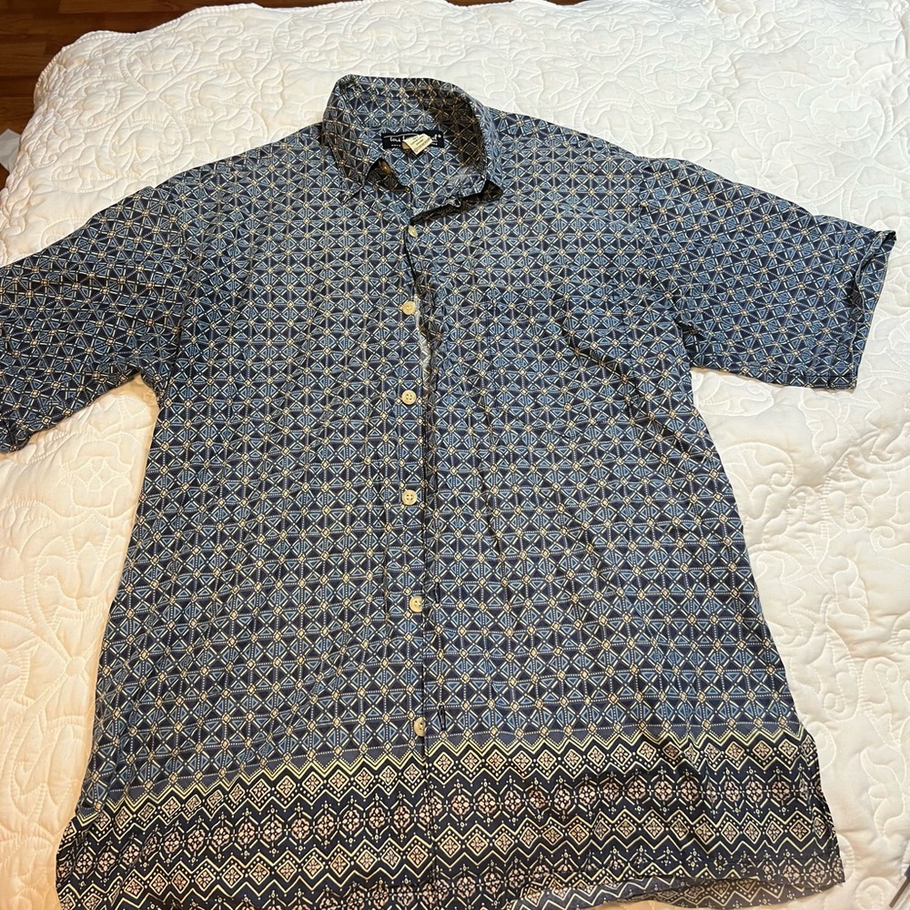 Tori Richard Hawaiian Shirt Cotton Lawn Collection